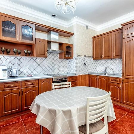 Нурсая Akmola Esterno foto